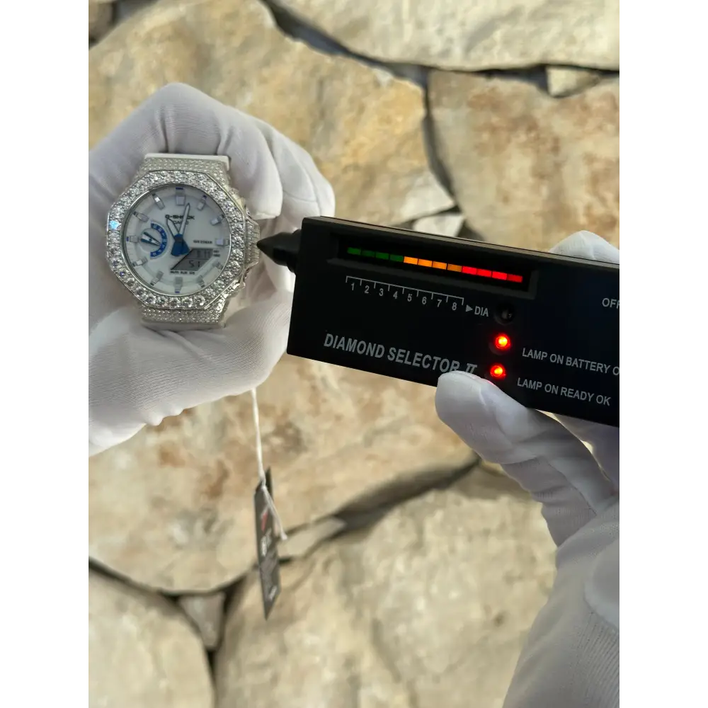 Montre CasiOak Custom Moissanite 925 Silver IcedOut Luminous Dial - Luxury Mod GA2100 – mod G-Shock GA-2100, vue 5