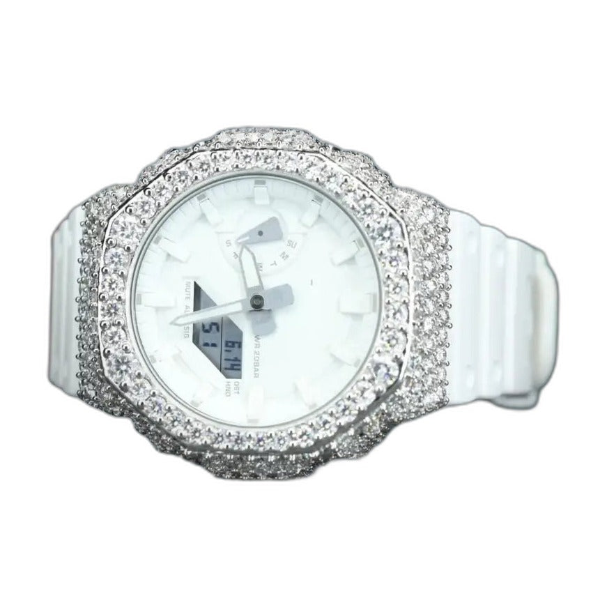 Montre CasiOak Custom Moissanite 925 Silver IcedOut White Dial - Luxury Mod GA2100 – mod G-Shock GA-2100, vue 1 — fond blanc