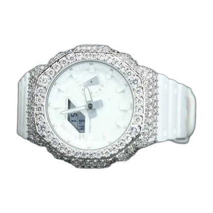 Montre CasiOak Custom Moissanite 925 Silver IcedOut White Dial - Luxury Mod GA2100 – mod G-Shock GA-2100, vue 1 — fond blanc