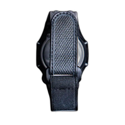 Montre CasiOak Custom Silver White Carbon Fiber – mod G-Shock GA-2100, vue 7 — fond blanc