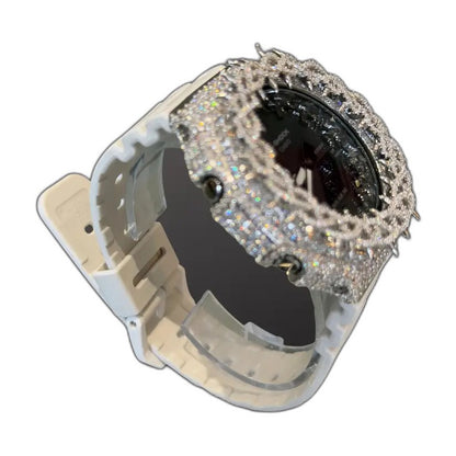 Montre CasiOak Custom Moissanite 925 Silver IcedOut Thorn Bezel - Luxury Mod GA2100 – mod G-Shock GA-2100, vue 2 — fond blanc