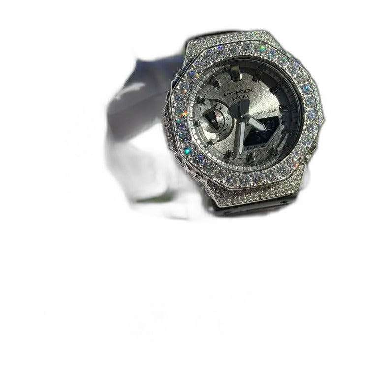 Montre CasiOak Custom Moissanite 925 Full Silver IcedOut - Luxury Mod GA2100 – mod G-Shock GA-2100, vue 1 — fond blanc