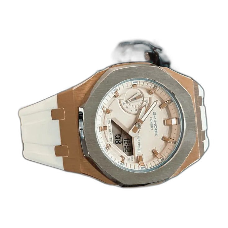 Montre CasiOak Custom White Rose Gold – mod G-Shock GA-2100, vue 3 — fond blanc