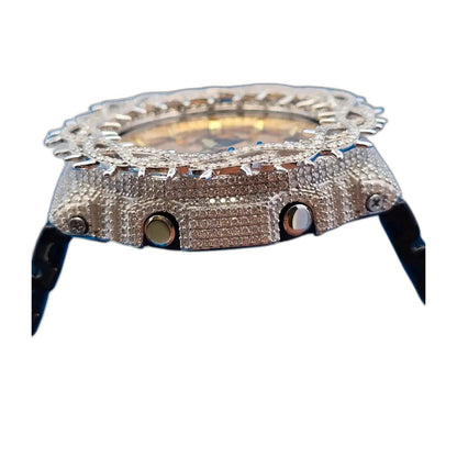 Montre CasiOak Custom Moissanite 925 Silver IcedOut Thorn Black Gold - Luxury Mod GA2100 – mod G-Shock GA-2100, vue 3 — fond blanc