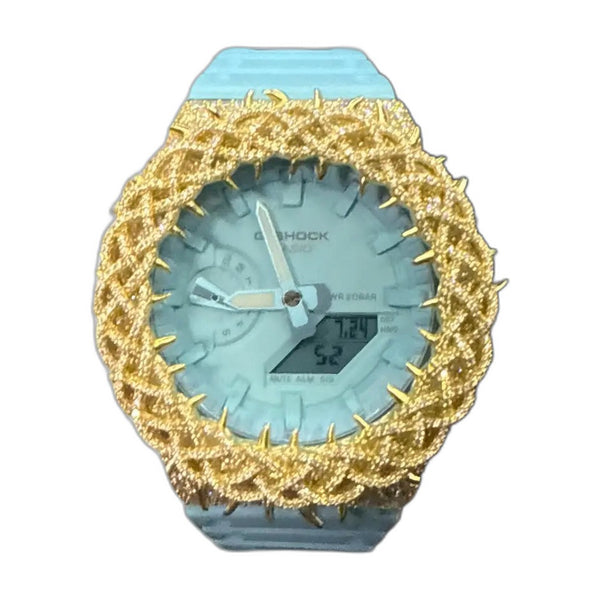 Montre CasiOak Custom Moissanite 925 Gold IcedOut Thorn Blue - Luxury Mod GA2100 – mod G-Shock GA-2100, vue 1 — fond blanc