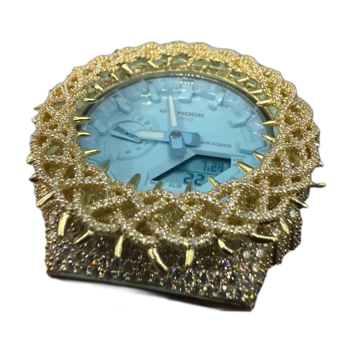 Montre CasiOak Custom Moissanite 925 Gold IcedOut Thorn Blue - Luxury Mod GA2100 – mod G-Shock GA-2100, vue 3 — fond blanc