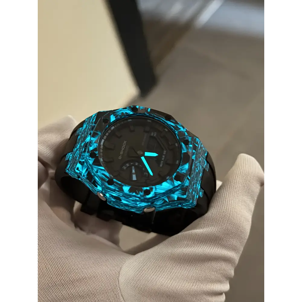Montre CasiOak Custom – Black Carbon Fiber Luminous Full Blue