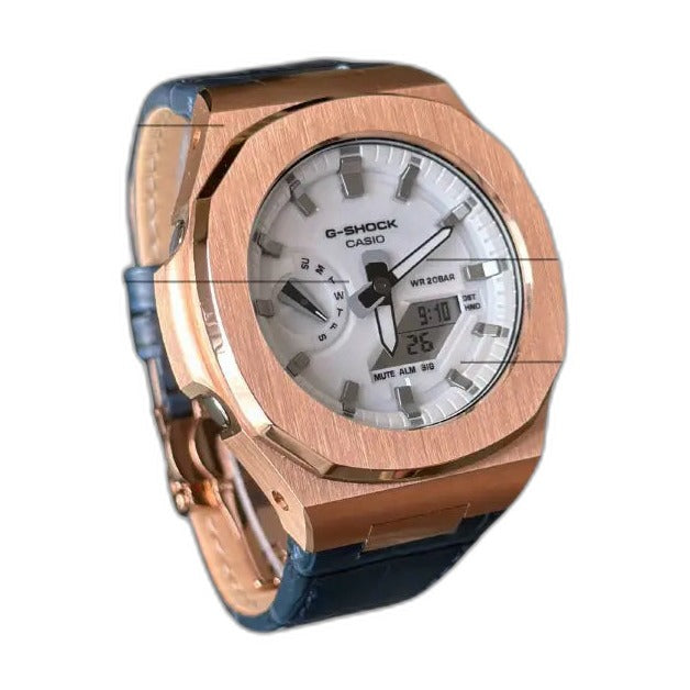 Montre CasiOak Custom White Blue Alligator Leather - – mod G-Shock GA-2100, vue 5 — fond blanc