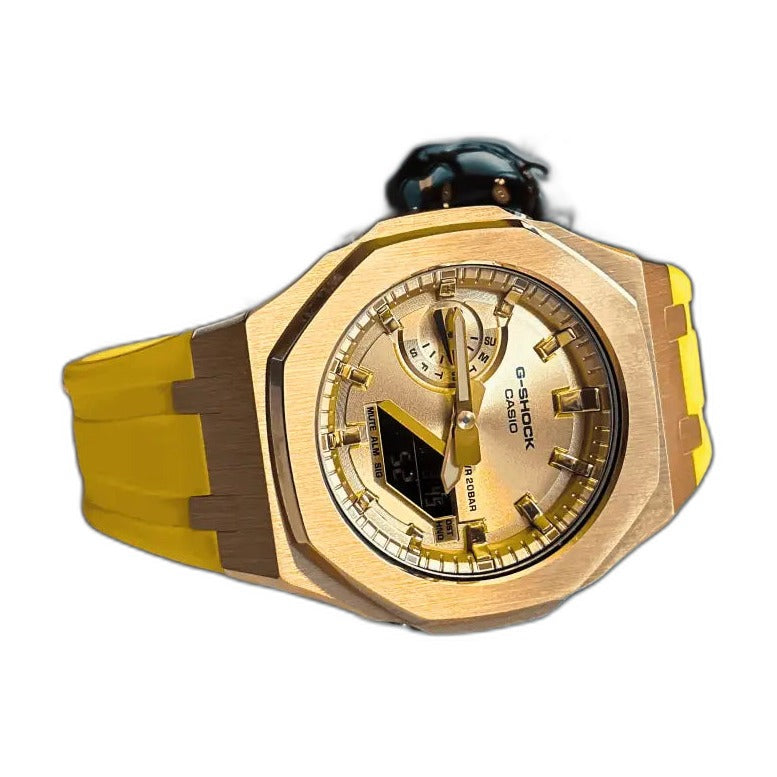 Montre CasiOak Custom Yellow Rose Gold – mod G-Shock GA-2100, vue 3 — fond blanc