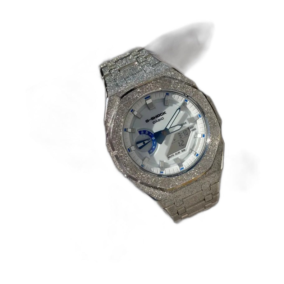 Montre CasiOak Custom Silver Luminous Frosted – mod G-Shock GA-2100, vue 4 — fond blanc