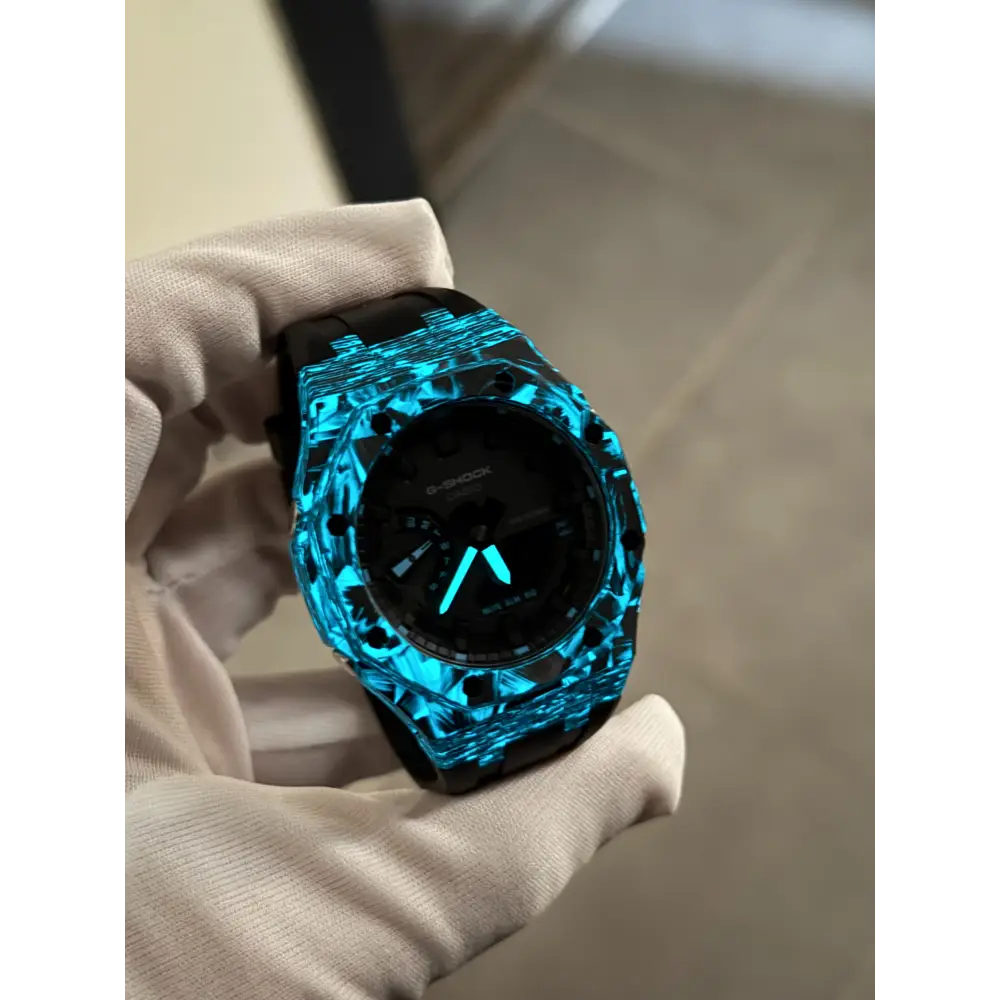 Montre CasiOak Custom – Black Carbon Fiber Luminous Full Blue