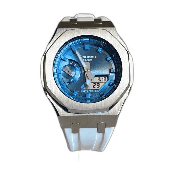 Montre CasiOak Custom White Blue – mod G-Shock GA-2100, vue 1 — fond blanc