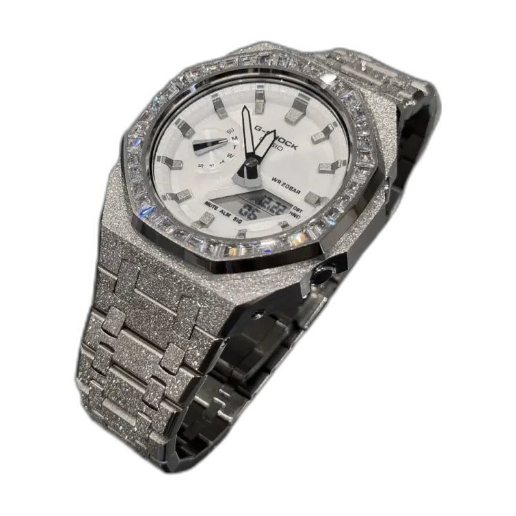 Montre CasiOak Custom Silver Frosted Diamond Bezel – mod G-Shock GA-2100, vue 5 — fond blanc