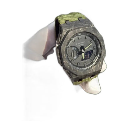 Montre CasiOak Custom Black Green Carbon Fiber – mod G-Shock GA-2100, vue 2