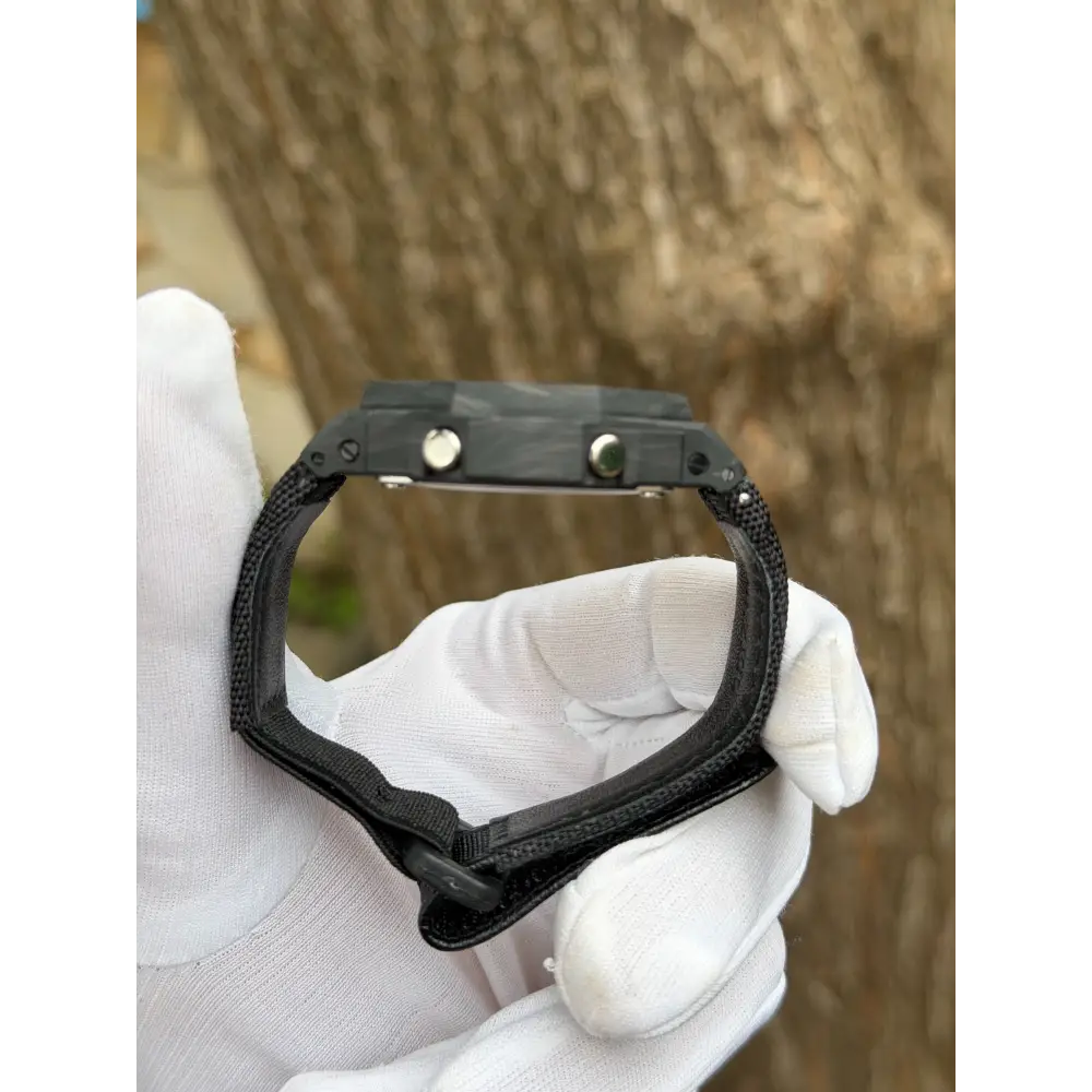 Montre CasiOak Custom – Full Black Carbon Fiber