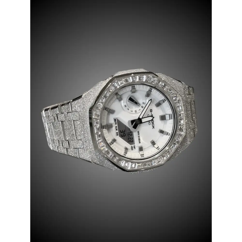 Montre CasiOak Custom Silver Frosted Diamond Bezel – mod G-Shock GA-2100, vue 3
