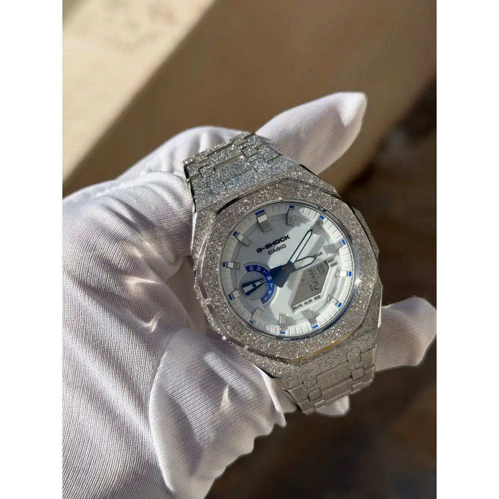 Montre CasiOak Custom Silver Luminous Frosted – mod G-Shock GA-2100, vue 4