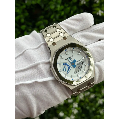 Montre CasiOak Custom Silver White Blue Mirror Polish – mod G-Shock GA-2100, vue 5