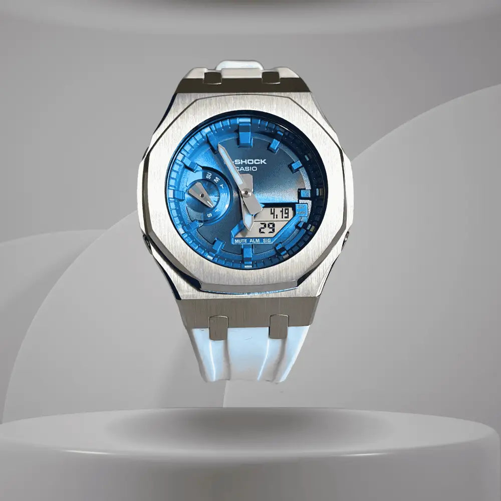 Montre CasiOak Custom White Blue – mod G-Shock GA-2100, vue 1