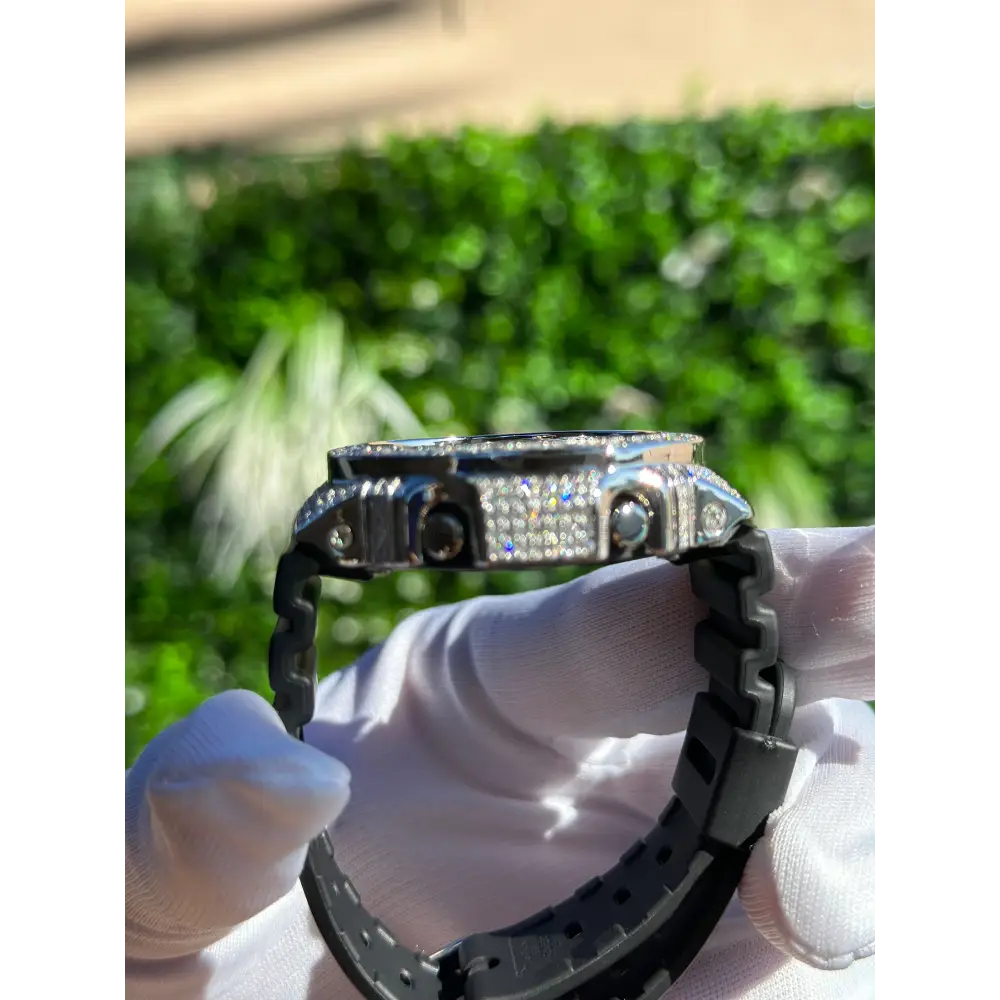 Montre CasiOak Custom Moissanite 925 Full Silver IcedOut - Luxury Mod GA2100 – mod G-Shock GA-2100, vue 5