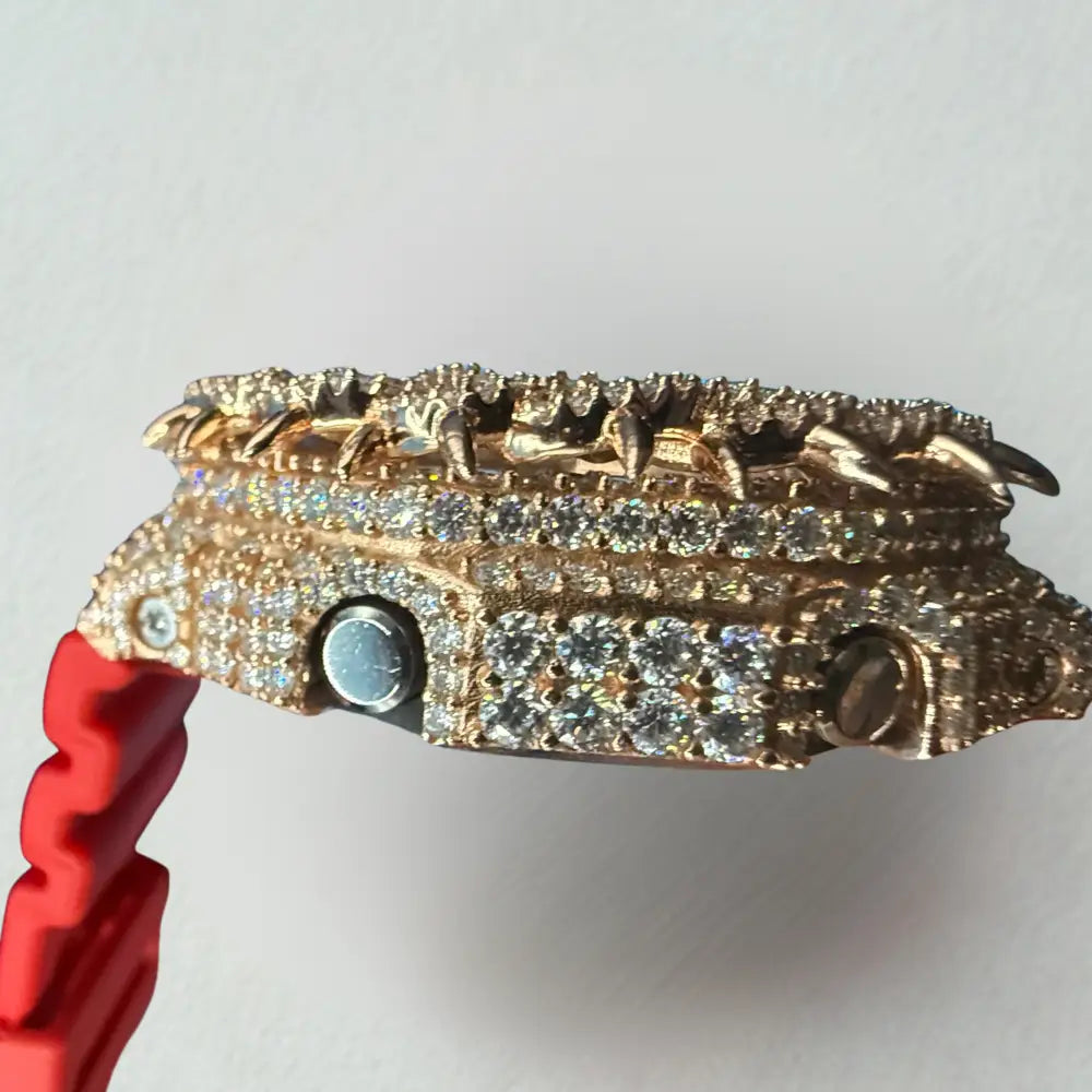 Montre CasiOak Custom Moissanite 925 Rose Gold IcedOut Thorn Red - Luxury Mod GA2100 – mod G-Shock GA-2100, vue 3