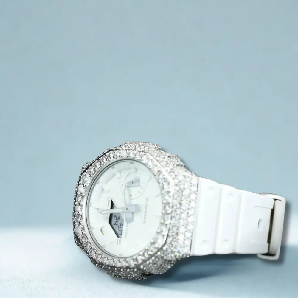 Montre CasiOak Custom Moissanite 925 Silver IcedOut White Dial - Luxury Mod GA2100 – mod G-Shock GA-2100, vue 2